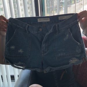 PAC sun slightly used denim shorts!